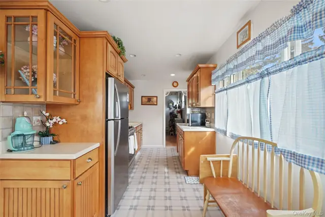 3315 Lookout Street photo 9