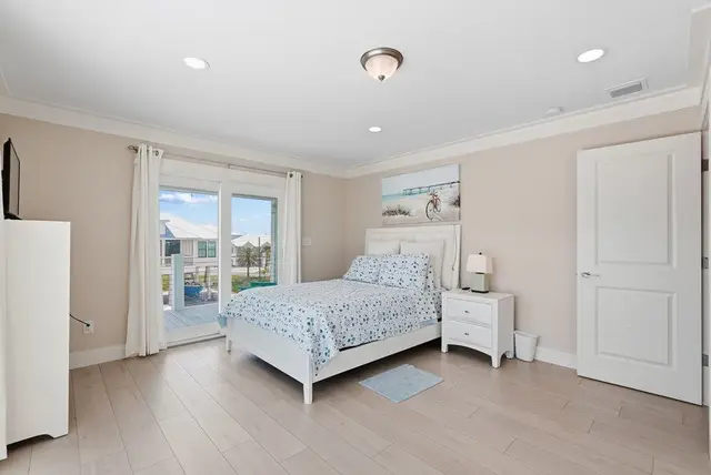 105 Circle Dr photo 20