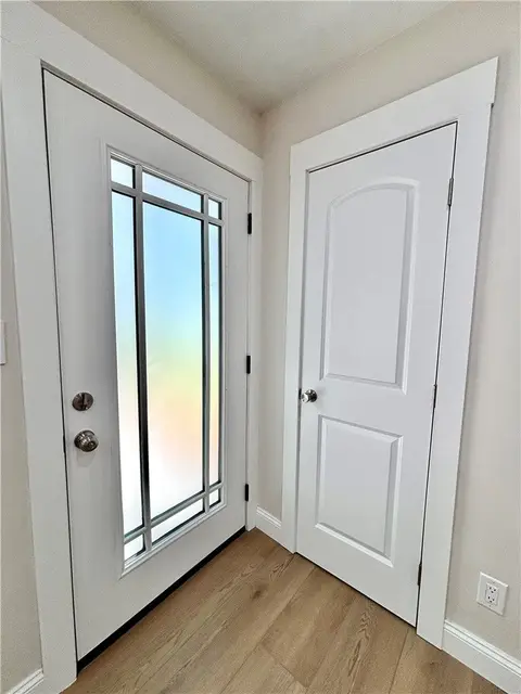 215 Keller Ct photo 6