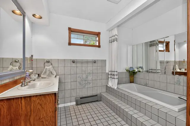 2724 Hiatt Apple Rd photo 18