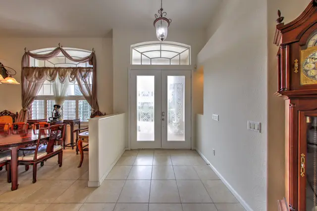 2108 Winding Creek Lane photo 6