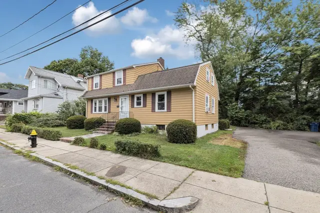 20 Paragon Rd photo 18