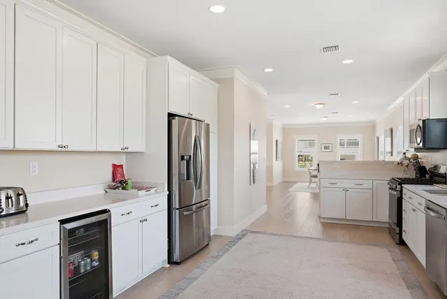 105 Circle Dr photo 12