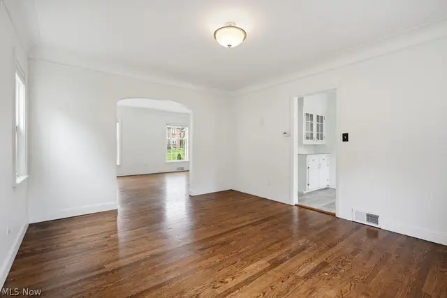 3801 Washington Blvd photo 9
