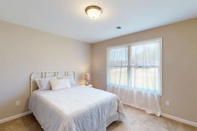 54 Lexington Ct photo 19