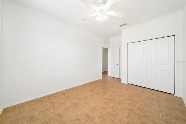 115 64TH AVENUE E photo 13