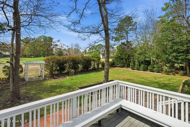 1567 Colonist Square SW photo 9