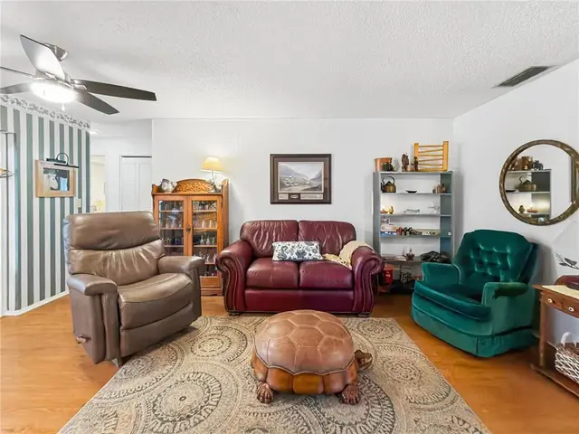 13655 LAS PALMAS DRIVE photo 9
