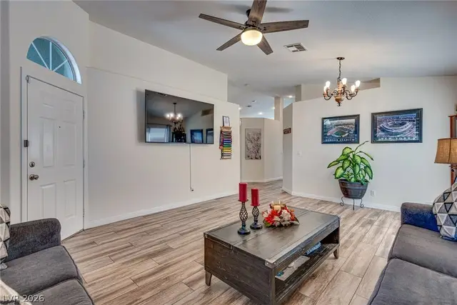 7229 Chic Ave photo 6