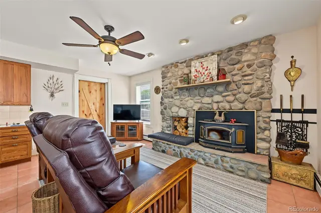 24505 Co-96 photo 11