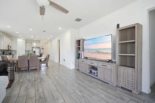 120 SUMMERSHORE DRIVE photo 8