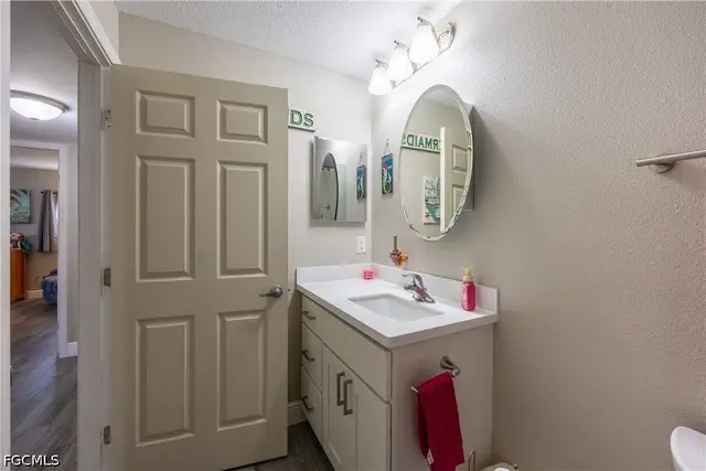 17426 Birchwood Ln APT 1 photo 17