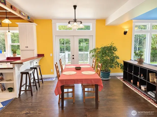 1200 Lakeview Drive photo 14