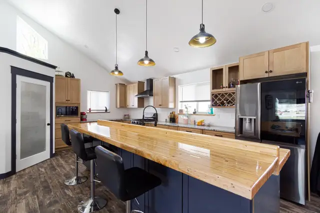 60977 Gunnison Road photo 17