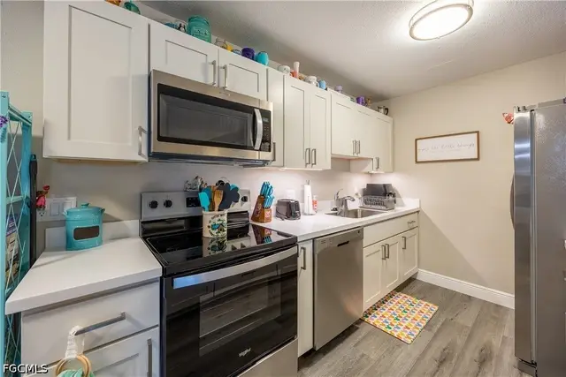 17426 Birchwood Ln APT 1 photo 9