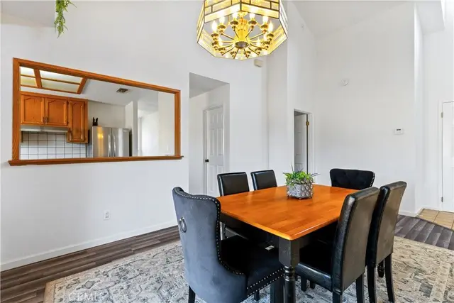 4621 Ibis Ln photo 8