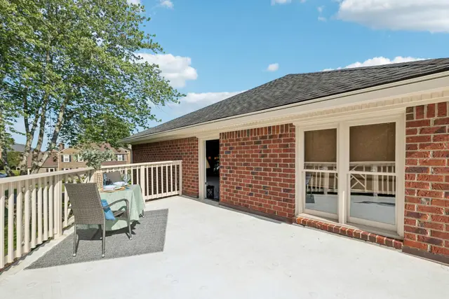 2643 Chatham Ct photo 7