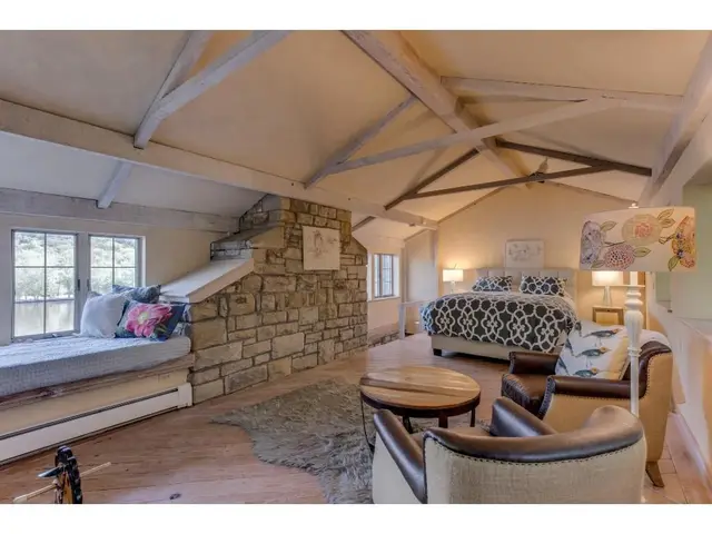 801 Pine Cone Trl N photo 12