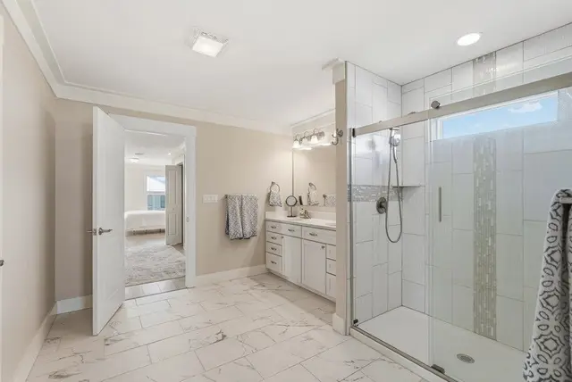 105 Circle Dr photo 18