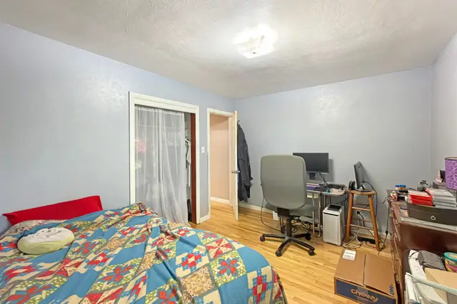 2892 Victoria Dr photo 17