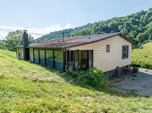 4432 Walker Mountain Rd photo 7