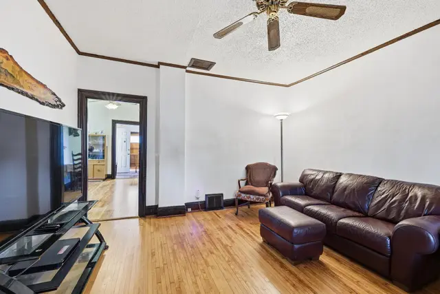 626 Magnolia Ave E photo 16