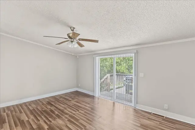 137 Pam Dr photo 17