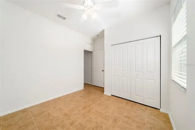 115 64TH AVENUE E photo 11
