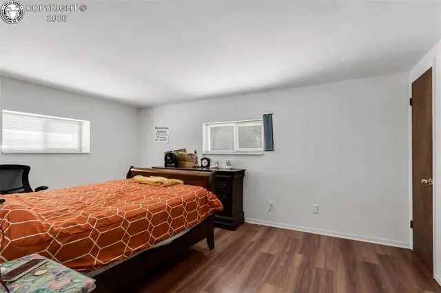 855 N Orchard Ave photo 8