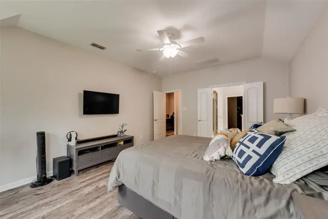 1432 Westview Ln photo 16